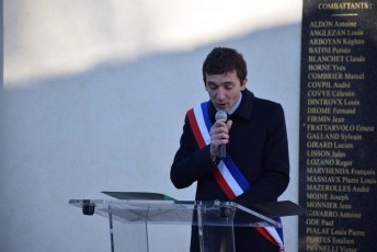 Cérémonie d'hommage aux Morts pour la France Beaucaire Julien Sanchez 1