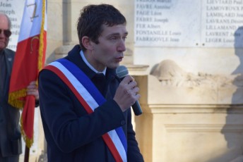 Cérémonie d'hommage aux Morts pour la France Beaucaire Julien Sanchez 3